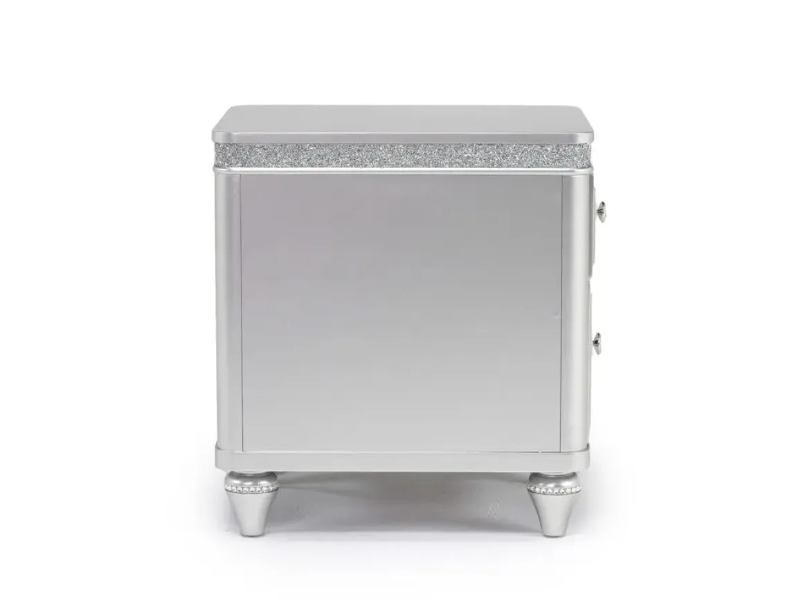 Avril Chairside Table In Silver