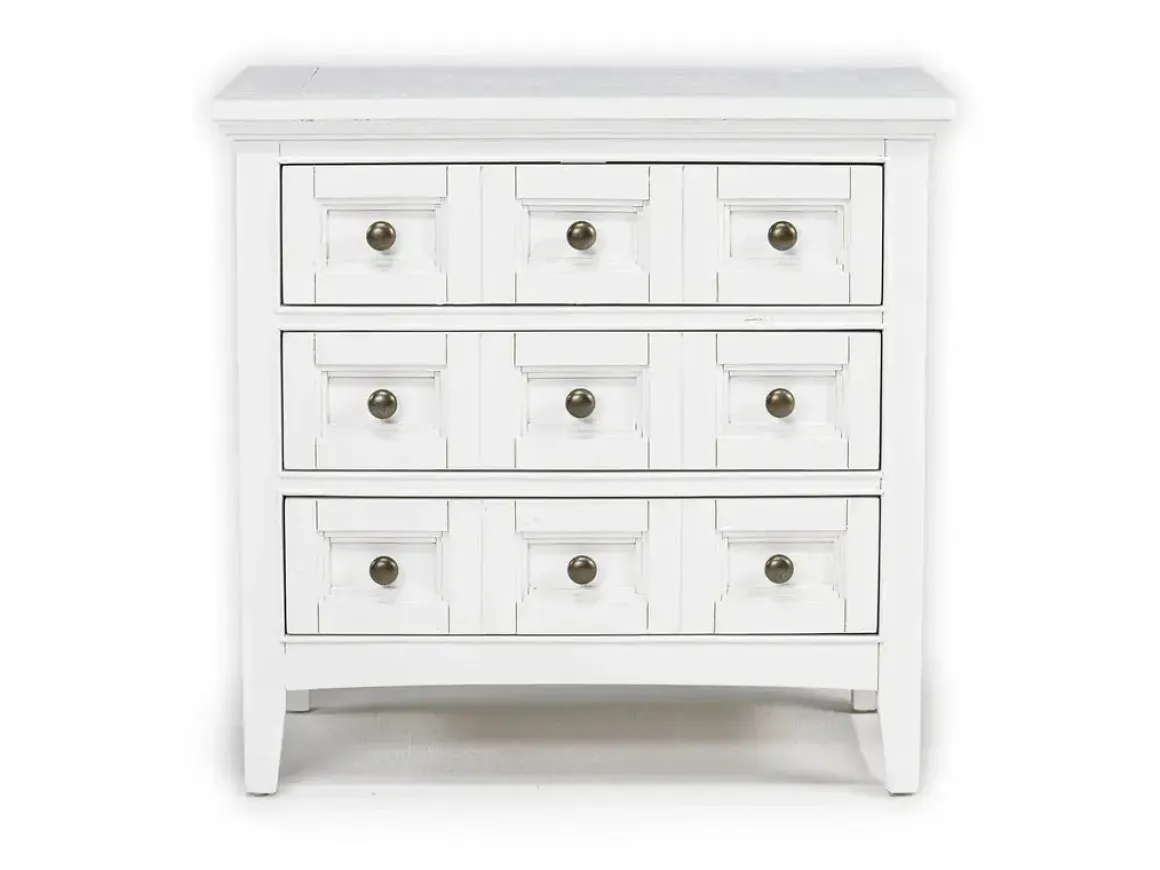 Bay Creek 3 Drawer Nightstand In Light Gray