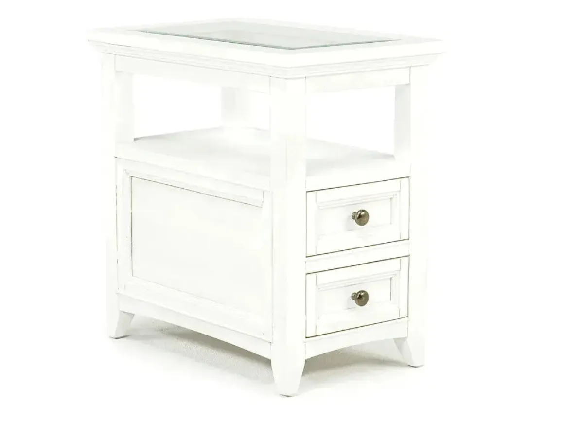 Bay Creek Chairside Table In Graphite