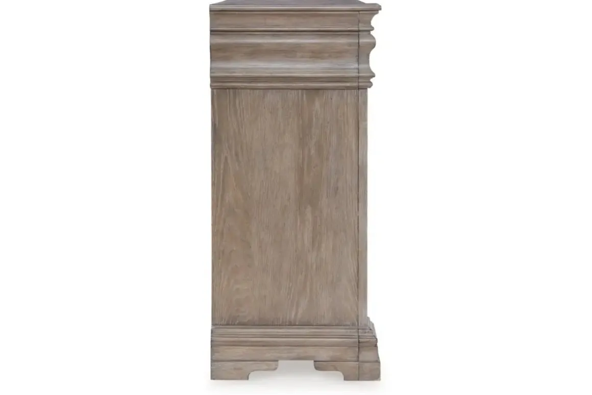 Blairhurst Dresser In Light Grayish Brown
