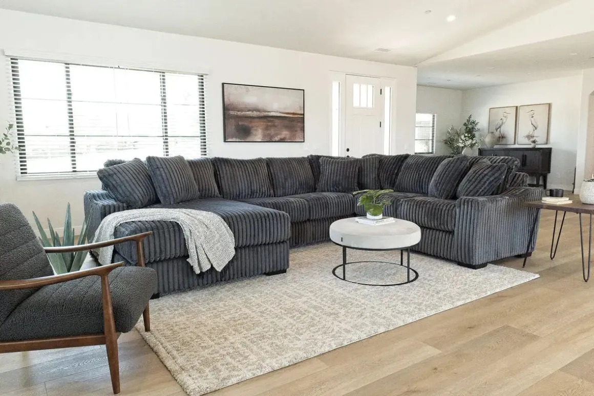 Casper 4 Piece Loveseat Chaise Sectional In Pony Slate, Left Facing