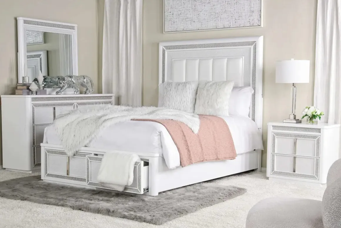 Chalanna Storage Bed In White, Queen