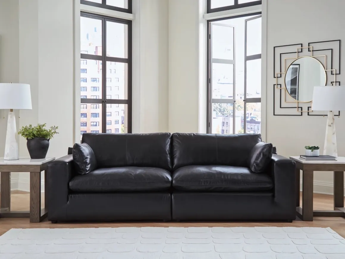 Emillia Loveseat In Caramel