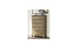 Feddinger Chest In Medium Brown