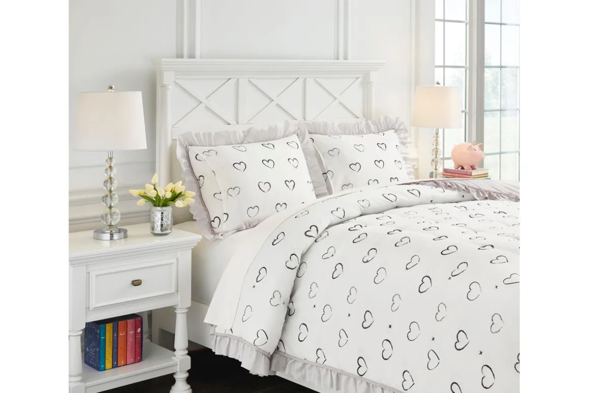 Hartlen 2 Piece Coverlet Set, Twin