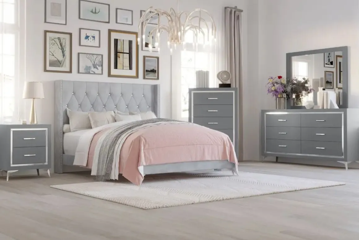 Huxley Dresser In Black