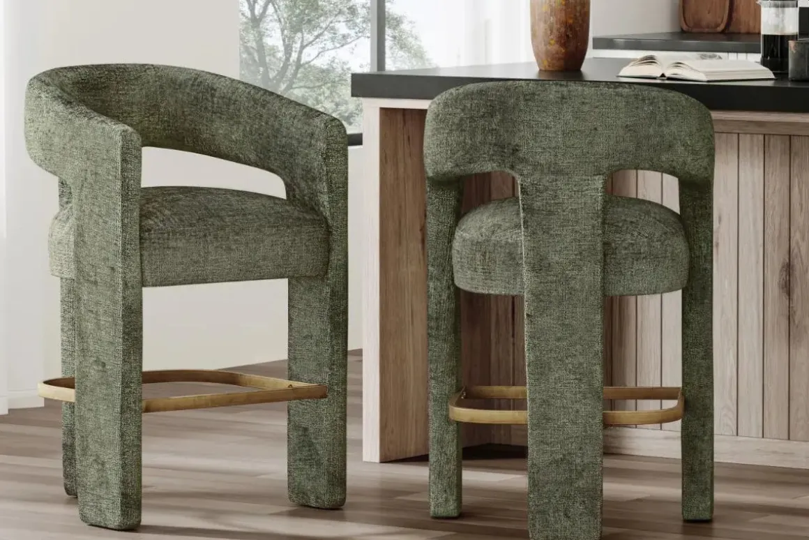 Leslie Upholstered Counter Height Stool In Rust