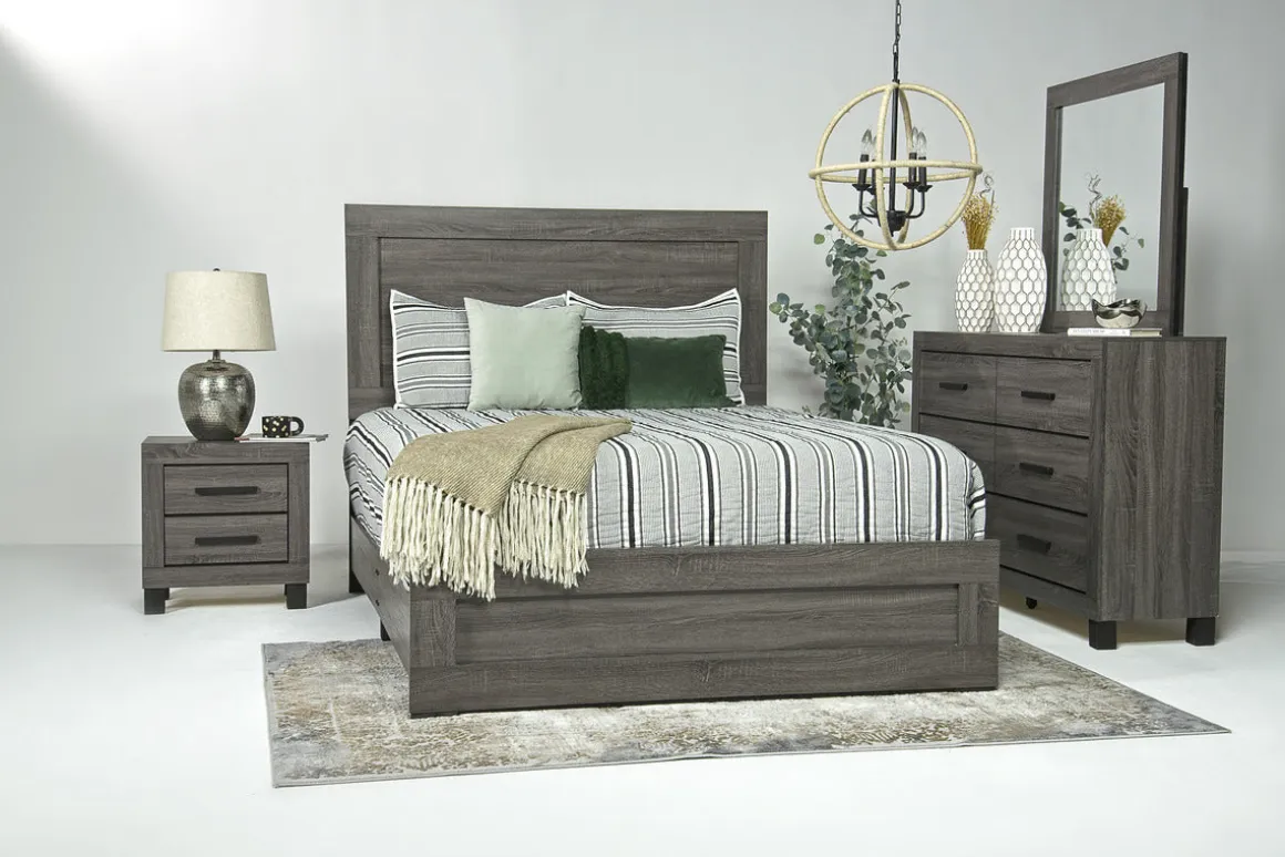 Naialyn Panel Bed In Gray, Full