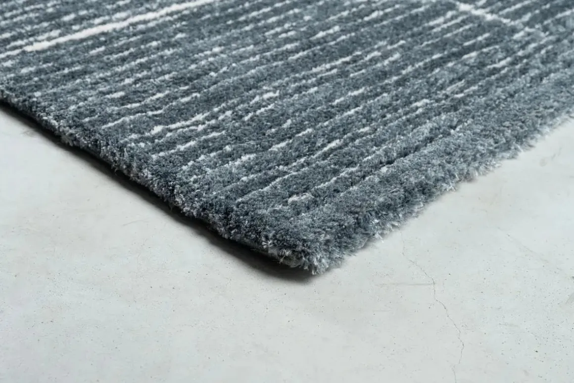 Nube Glow Rug In Ash Blue, 5’ X 7’