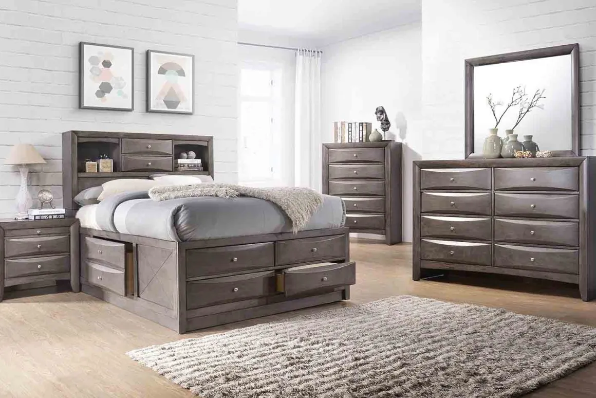 Remi Mirror In Gray