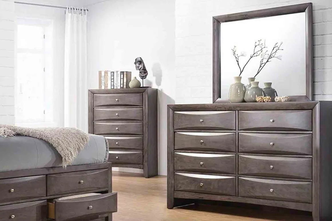Remi Mirror In Gray