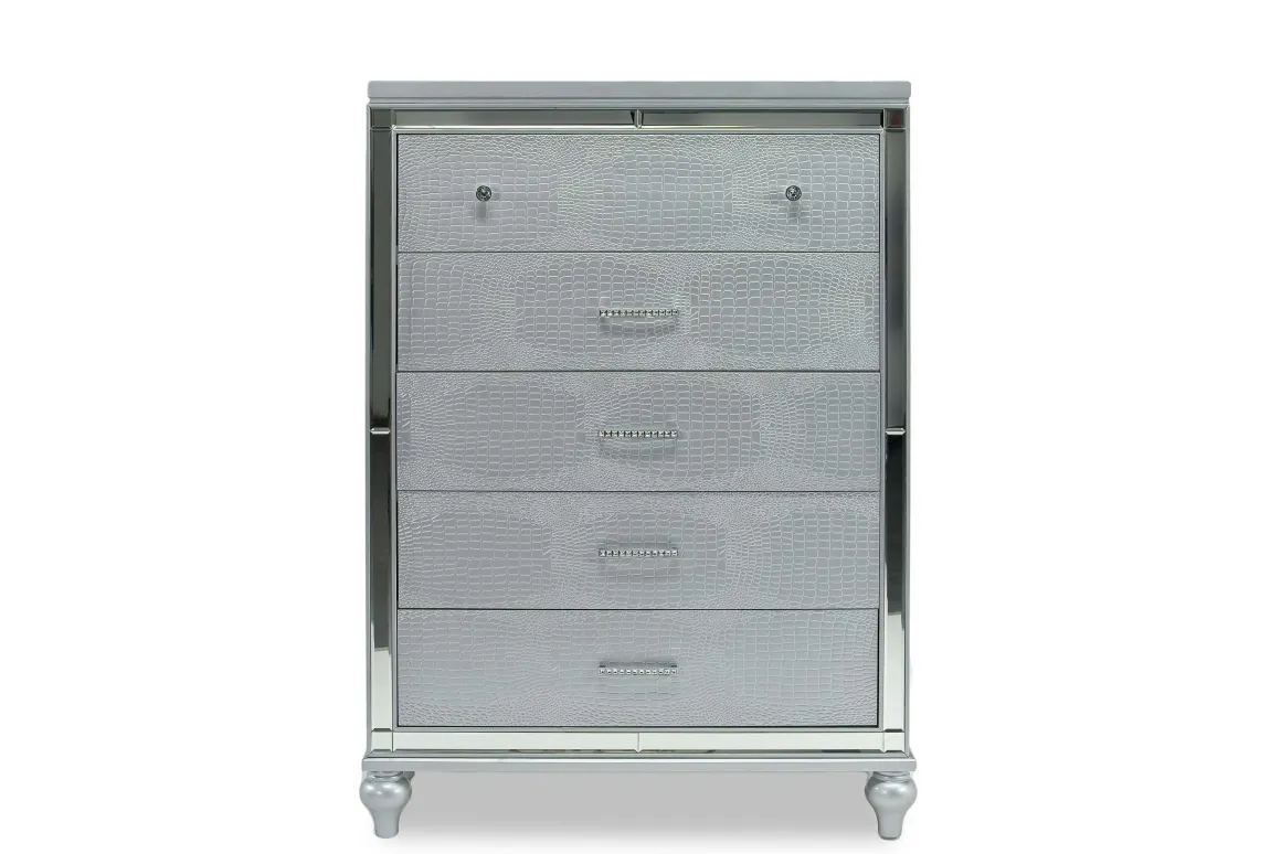 Valentino Chest In White