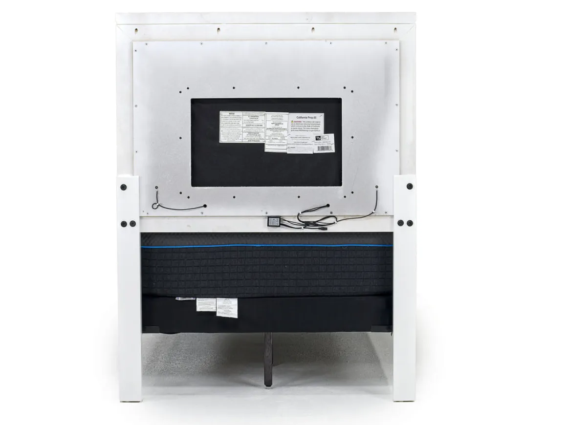 Valentino Panel Bed In White, Twin