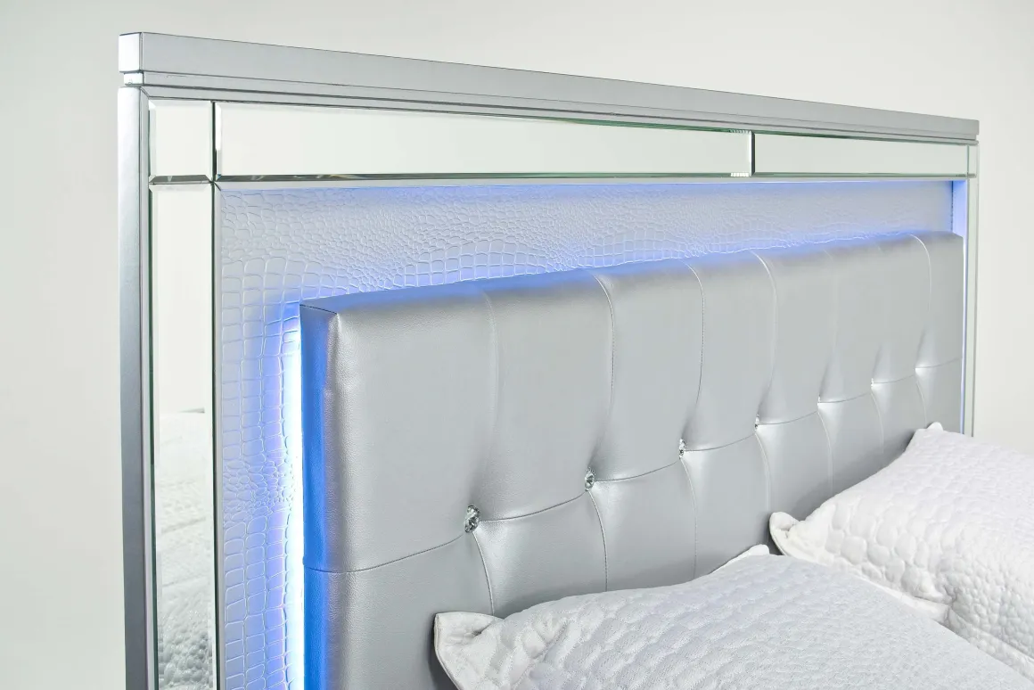 Valentino Panel Bed In White, Twin