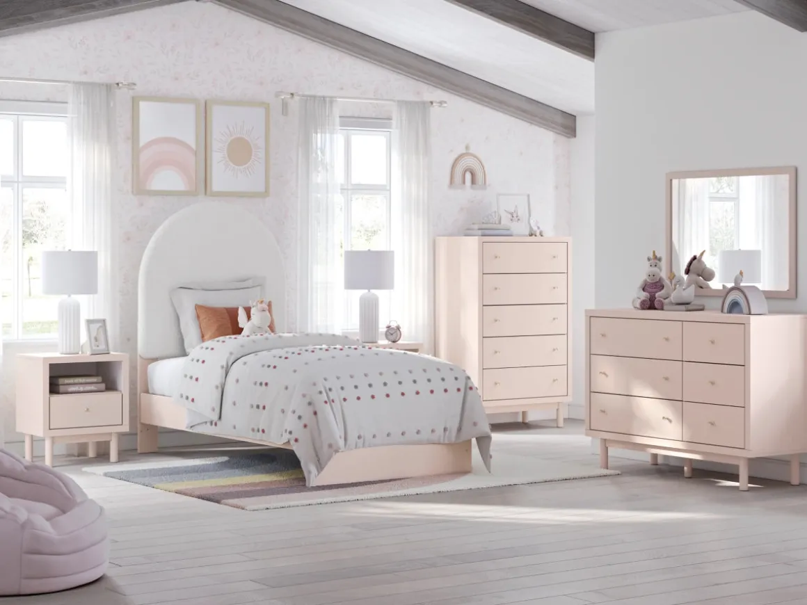 Wistenpine Dresser In Blush
